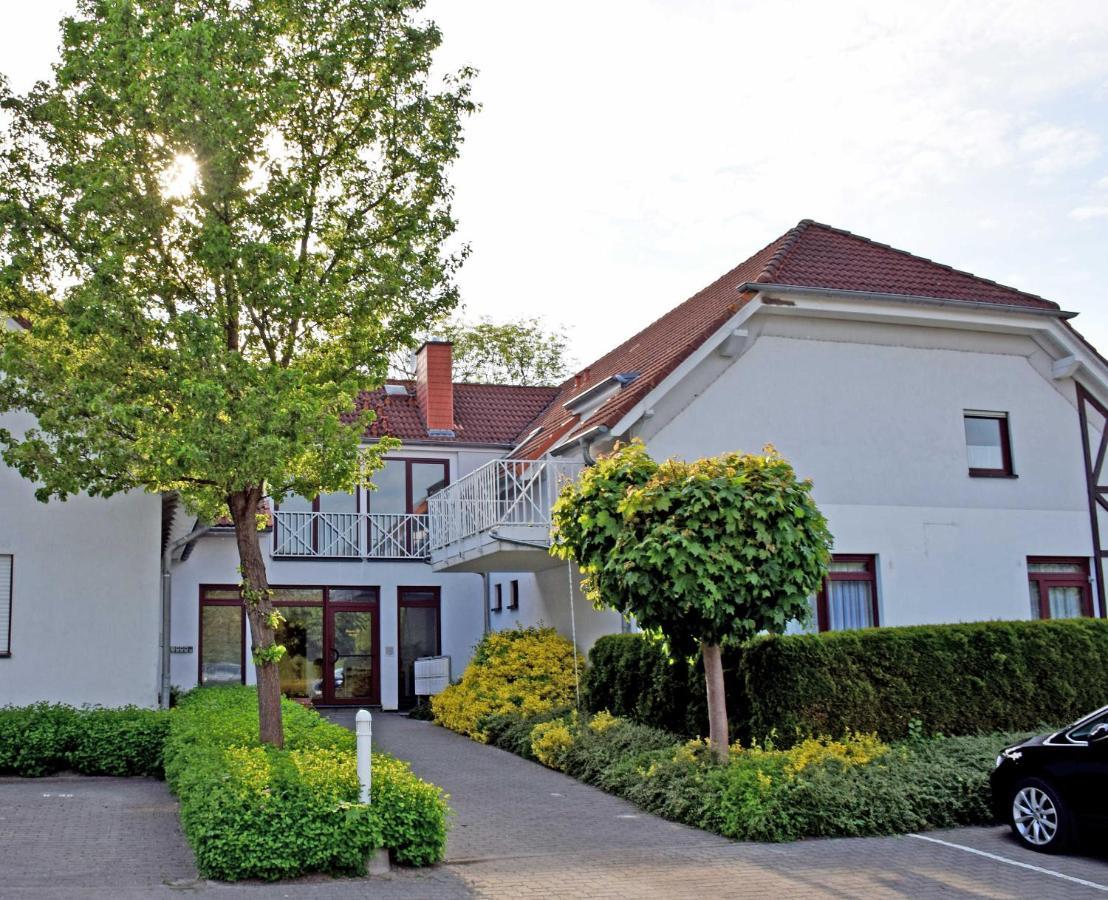 Ferienwohnung Mit Terrasse Gustow  ภายนอก รูปภาพ